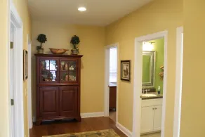 Location, Location, Location! Immaculately Kept! - Image 5
