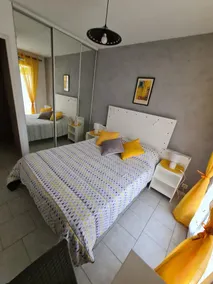 On the side of Chez Slone - Cottage 4 people in the heart of the Luberon  - Image 4