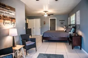 Spacious, Gulf Access Vacation Home - Image 5
