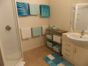 FACE THE MOUNT -  Elegant Spotless Apartment - Image 2