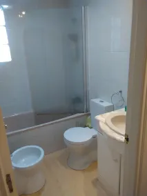 Mysig lägenhet nära centrum. - Image 3