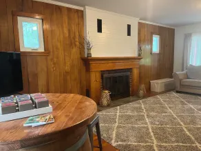 Fully Furnished Seneca Lake Lakefront Rental - Image 3