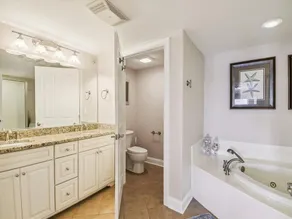 3BR / 3BA OCEANFRONT Condo på Bethany Boardwalk med en pool - Image 2