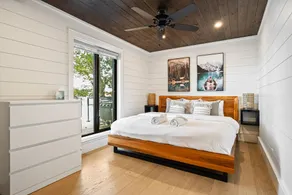 CAMP KAHSHE | Luxury Beachfront Muskoka Cottage Rental - Image 5