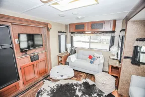 (RV2) Paradise in Sargent. Saltwater canal, minutes to ICW and beach. - Image 5