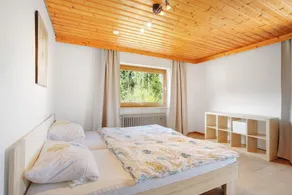 \"Hochstaufen\" Holiday Apartment with Mountain View, Balcony, and Wi-Fi - Image 5