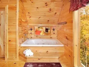 5 O' Clock Somewhere 3 Bedroom Cabin by RedAwning - Image 2