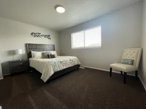Ray's Place - Image 5