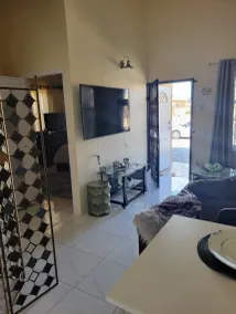Friendly gated community comfort home - Image 4