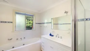 AMELIA ON BARRINGTON, TERRIGAL - BALADE COURTE VERS LA PLAGE, LES COMMERCES ET LES CAFES, FOXTEL - Image 2