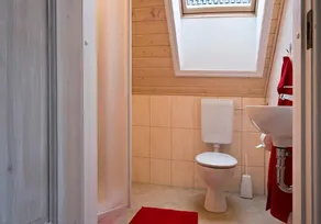 Maisonette-Apartment „Bornholm“ 103m² für 6 Pers. im Schlosspark Bad Saarow, Sauna, Whirlpool und Kamin - Image 3