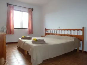 Lägenhet i Es Pujols, nära stranden, pool, gratis WiFi, 2 + personer - Image 3