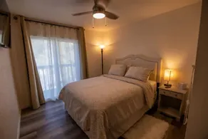 Discount Clean and quiet 2/1.5 townhouse 4 miles from airport - Image 5