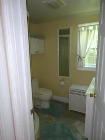 Romantisk Cottage Getaway med gratis brug af kajakker og båd. Tilgængelig 3 sæsoner. - Image 3