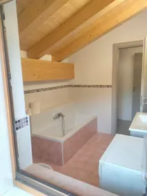 Apartment near Verona with Mountain Views - Image 2
