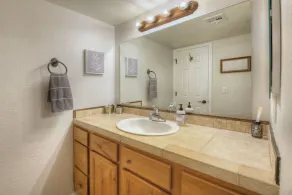 Premium location mountain views - Image 2
