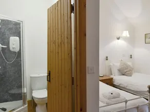 2 bedroom accommodation in North Willingham, near Market Rasen - Image 2