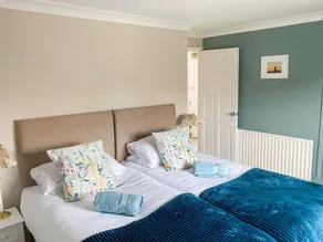 3 Bed in Docking oc-b33518 - Image 5
