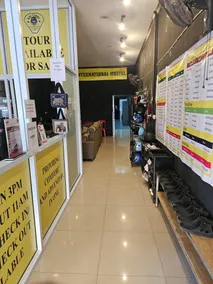 Kai Lions International Capsule Hostel Pakse - Image 3