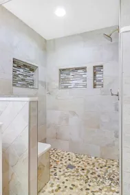 4 Bed 3 Bad Renoveret m / pool 4 km fra Sanford Stadium / Downtown - Image 5