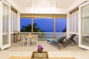 Sri Sharavi Beach Villas & Spa - with 43 metre saltwater infinity pool - Image 4