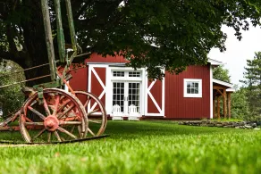 Renovated 2 BR/1BA guest house on private 18-acre property - Image 3