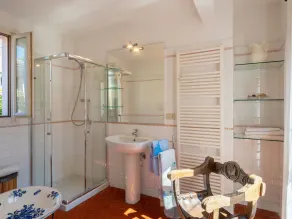 Gemütliche Wohnung für 6 Leute mit TV, Innenhof und Haustiere erlaubt - Image 2