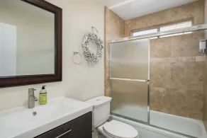 Perfect Summer Retreat in Clovis w Swimming Pool - Image 2