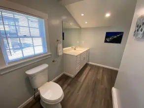 3rd Base Apt 2 All Star Baseball Rentals - Image 3