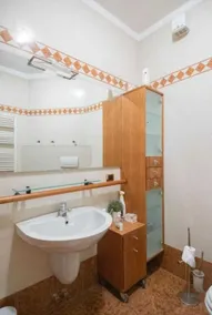 Double Room with Shared Bathroom - Image 3