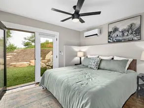Private Quiet Mountain Modern Cabin! 25 mins from Downtown Asheville - Image 4