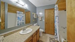 Lake View and Access! - 2 Bdrm, sleeps 6, beautiful lake views! - Image 3