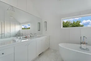 Super chic beach house on a private road. - Image 2