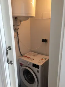 Loft med terrass på 24m2, pool, trädgård och garage. - Image 2