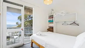 Shamrock Apartment 4 - Image 3