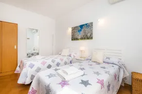 Casa de vacaciones Finca Goet con vistas a la montaña, piscina y Wi-Fi - Image 2