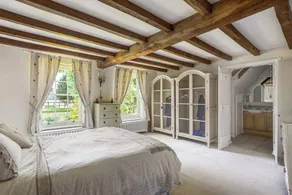 Luxury Brick and Flint House in Funtington - Image 5