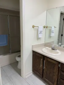 Lakefront home on Lake Hartwell.  Covered boat slip, swim deck.  Kayaks to use. - Image 5