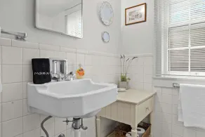 Stunning Cottage in Famous KY Garden -Sleeps 2 - Image 3