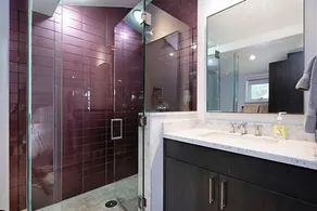 4 BR- 2150 sq ft high end condo / steps to bus to 4 mountains - Image 4