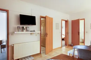 Ferienwohnung Drift\" mit privatem Garten und WLAN - Image 2