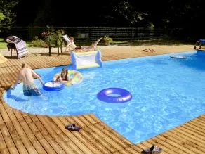 Pretty Cottage in grounds of Chateau with heated pool - Image 5