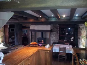 RISTRUTTURATO AGRITURISMO CON ARREDAMENTO TRADIZIONALE DEL XVIII SECOLO IN GIARDINI TRANQUILLANTI E RILASSANTI - Image 4