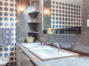 Apt 3 rooms Historic Center Seville. 6px. A / C. WFI - Image 2