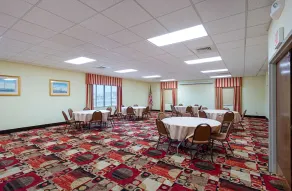 Quality Inn - Image 5
