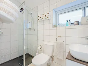 1 chambres à coucher à Meols, Wirral - Image 2
