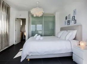 VALLESA - Modern villa with private pool near the beach and supermarkets - Image 5