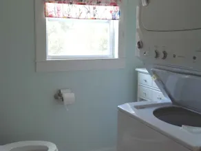 Roomy Studio Apartment Attached to Historic Country Church in the Yadkin Valley - Image 3