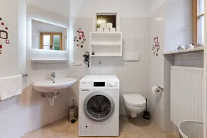 Holiday Apartment 'Bertollhof Apfelerlebnis' with Mountain View, Shared Garden and Wi-Fi - Image 4