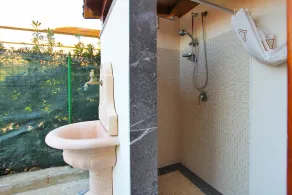 2 bedrooms, 2 Bathrooms Villa, near the Sea, Garden, AC, 10 minutes from Cefalu - Image 4